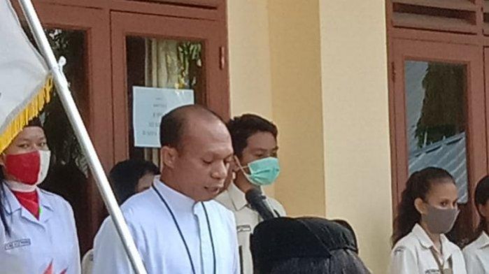 OSIS SMATER DI LANTIK SAAT HARI GURU NASIONAL