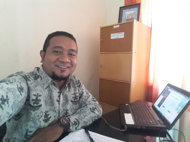 Opini Narasi Tentang Guru Salesian Smater Literasi