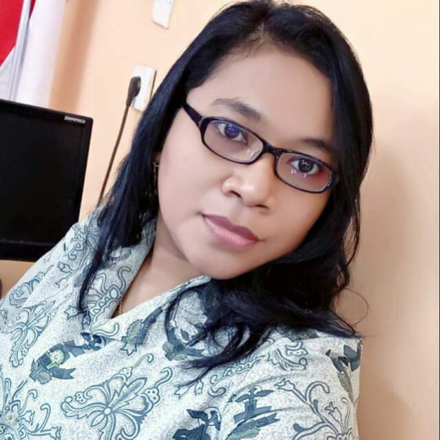 Puisi Ibu Erty Lampolen, S.Si Salesian Smater Literasi